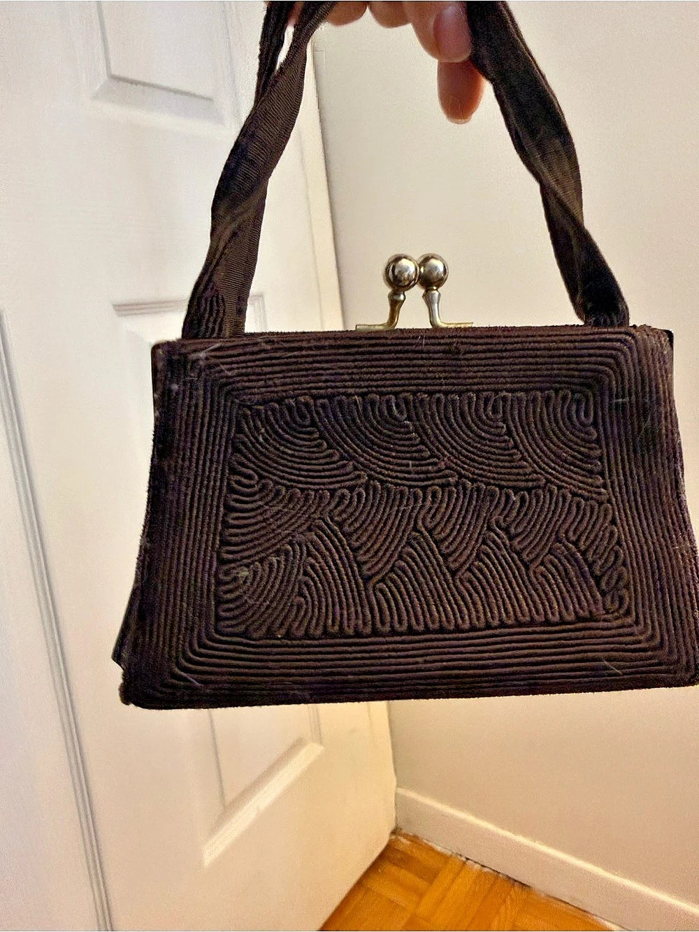 Brown Beaded Kiss-Lock Bag